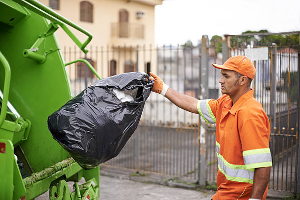 Best Yard Cleanup Services  in Country Knolls, NY